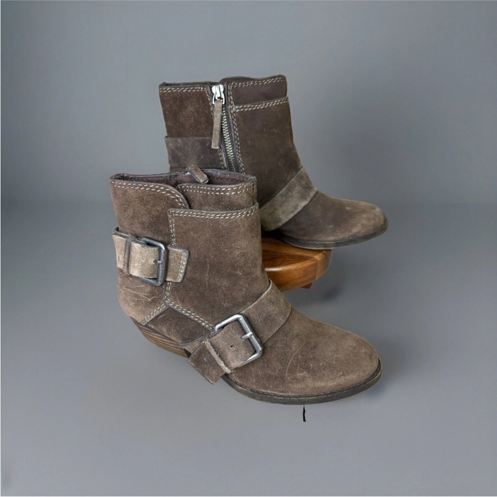 Nine West Vintage Brown Ankle Boots with Double Buckle